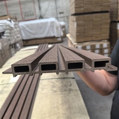 Borads de madera de pared de rejilla impermeable para decoración de escaparate